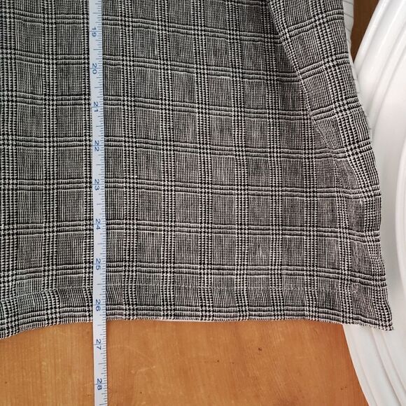 Alembika NWT Small Medium Oversized Black White Linen Blend Cold Shoulder Tunic - Picture 10 of 15